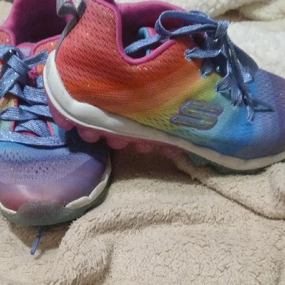 Skechers Kids' Multicolor Gradient Sneakers - Picture 1 of 3